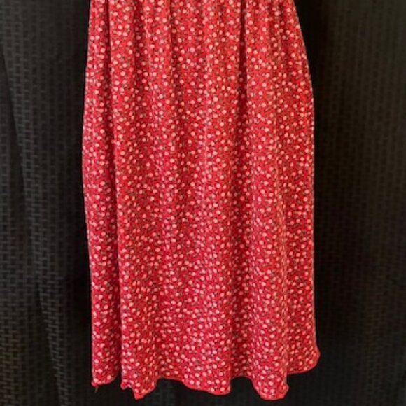 Cute Flower Dress ~ Straps that Tie - Picture 2 of 9